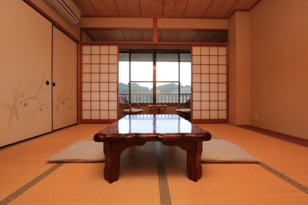 Yamanoyu Kazuyo Hotel Taketa Exterior photo